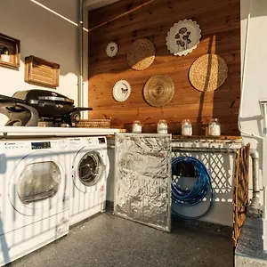 https://home-is-where-the-heart-is.hotels-of-thessaloniki.com